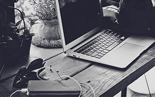 意甲媒体热议：马赛更衣室之战对米兰防守意义重大，拉比奥特来得太好了