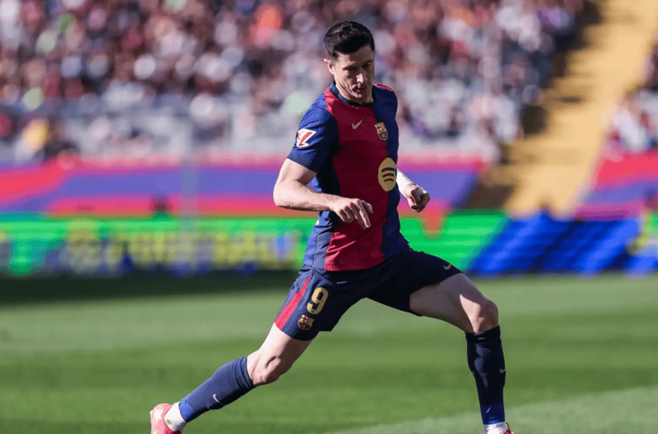 巴萨火力全开豪取九连胜！莱万双响！4-1逆转赫罗纳，领跑西甲