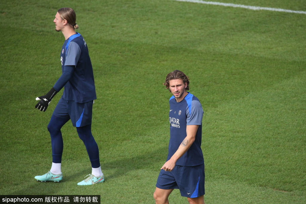 巴黎圣日耳曼迎战欧塞尔，法甲第六轮看点全解析